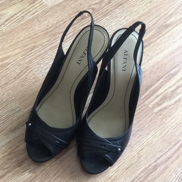 New Alfani Black Leather heels 6.5 - Picture 7 of 7